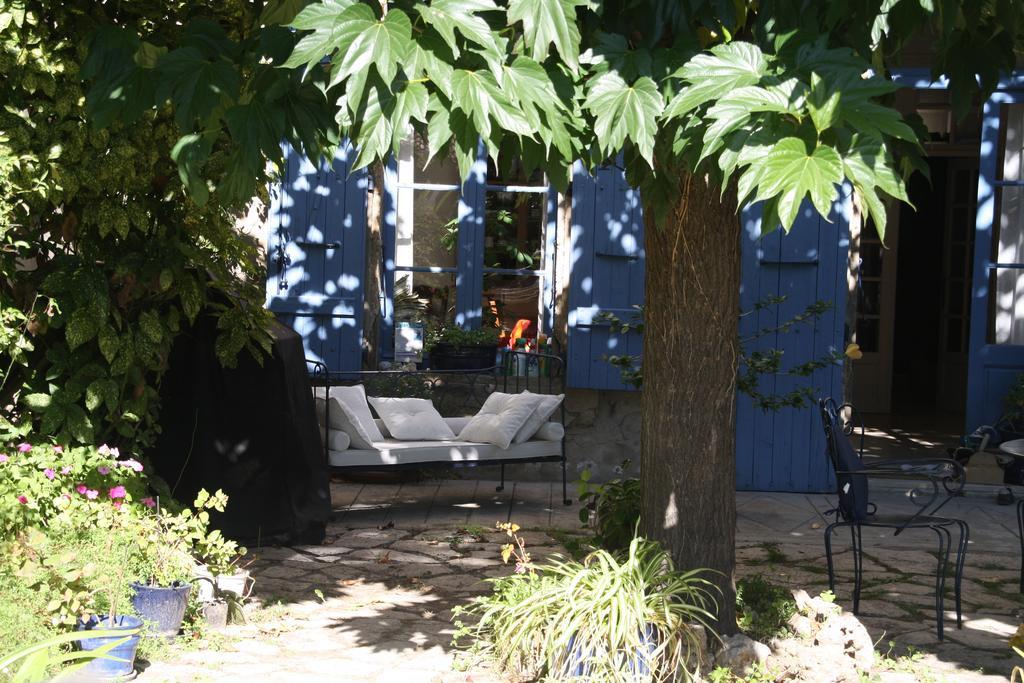 Aux Pots Bleus Bed & Breakfast Nissan-lez-Enserune Exterior photo
